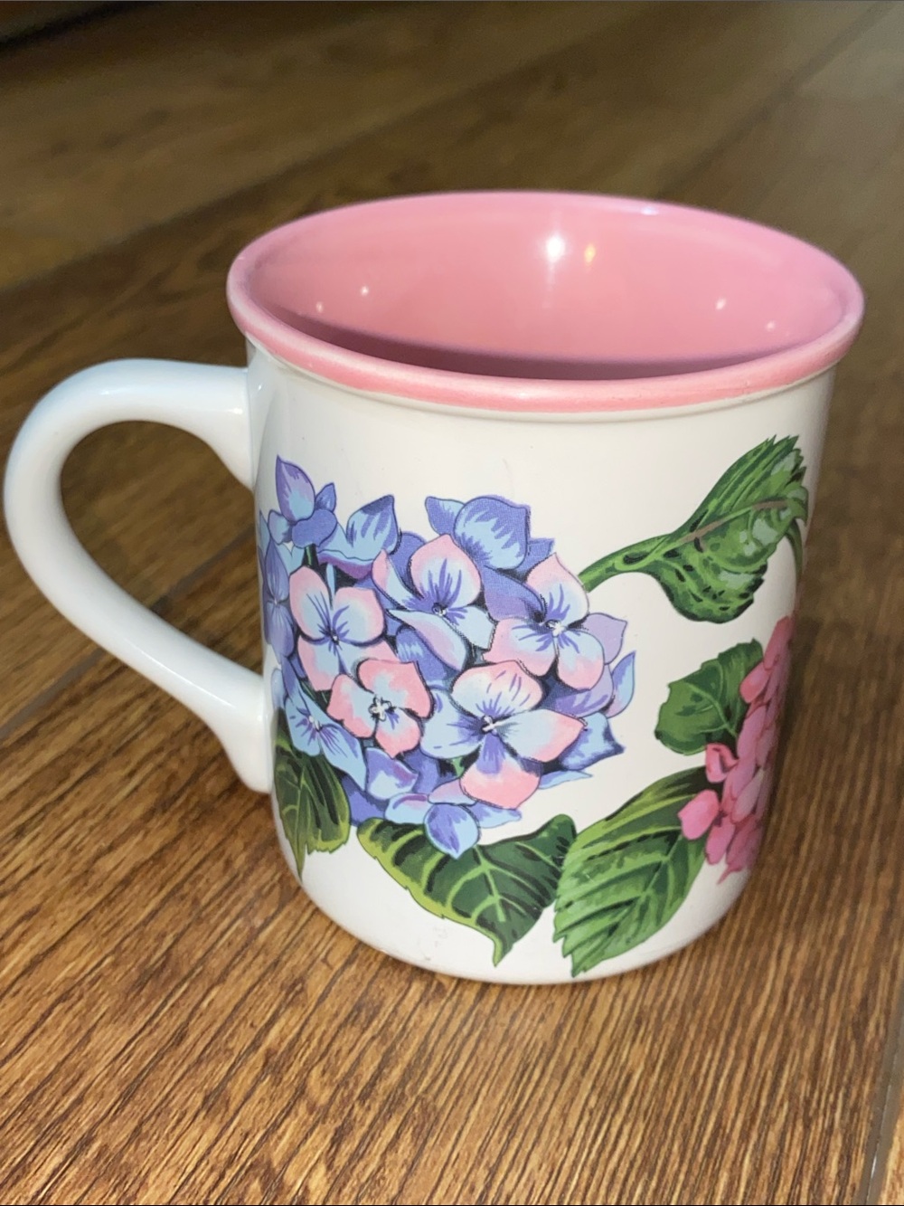 Vintage 1989 Potpourri Press Hydrangea Coffee Mug, Signed S.W. Liu